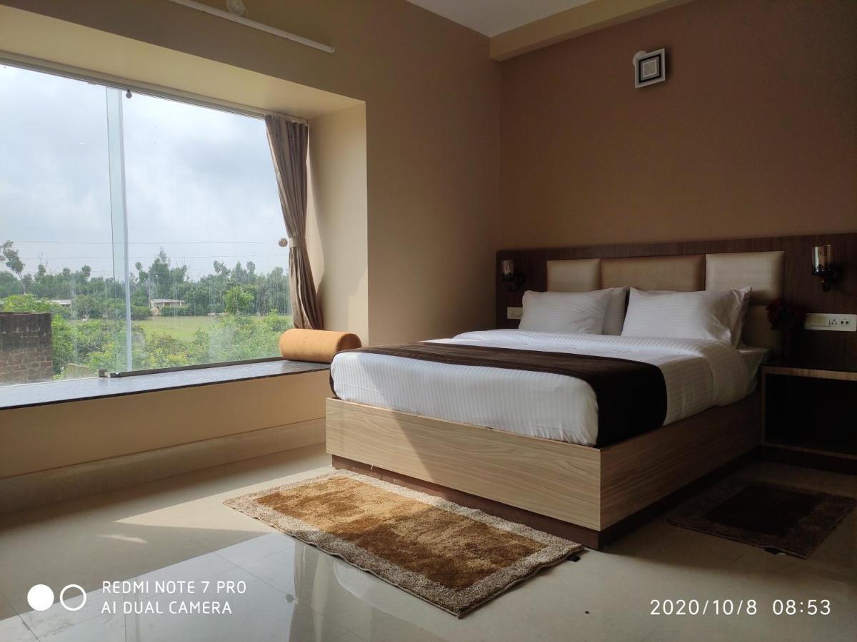 The Pearl Hotel Пури Екстериор снимка