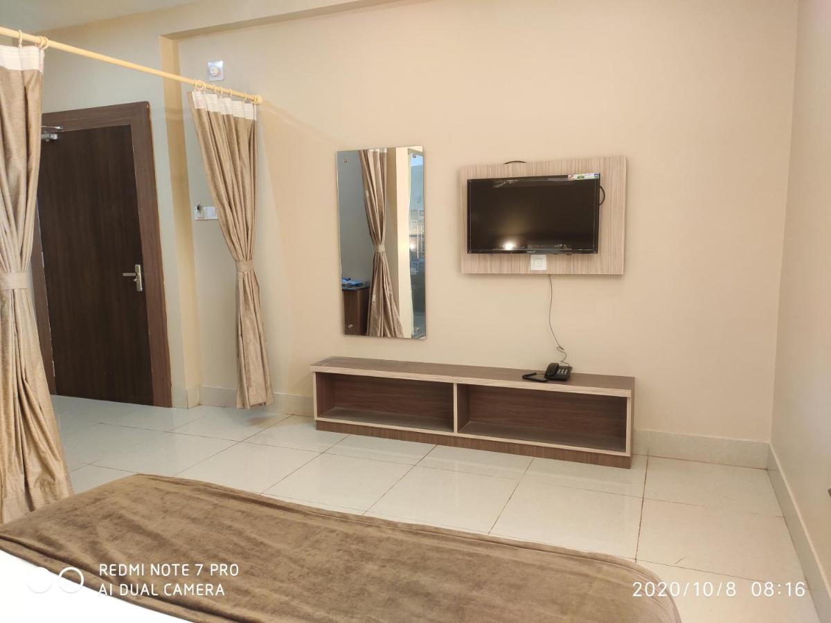 The Pearl Hotel Пури Екстериор снимка