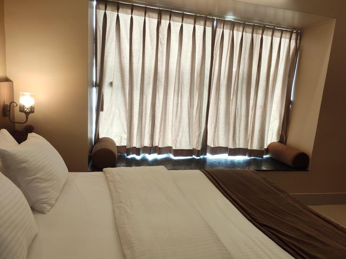 The Pearl Hotel Пури Екстериор снимка