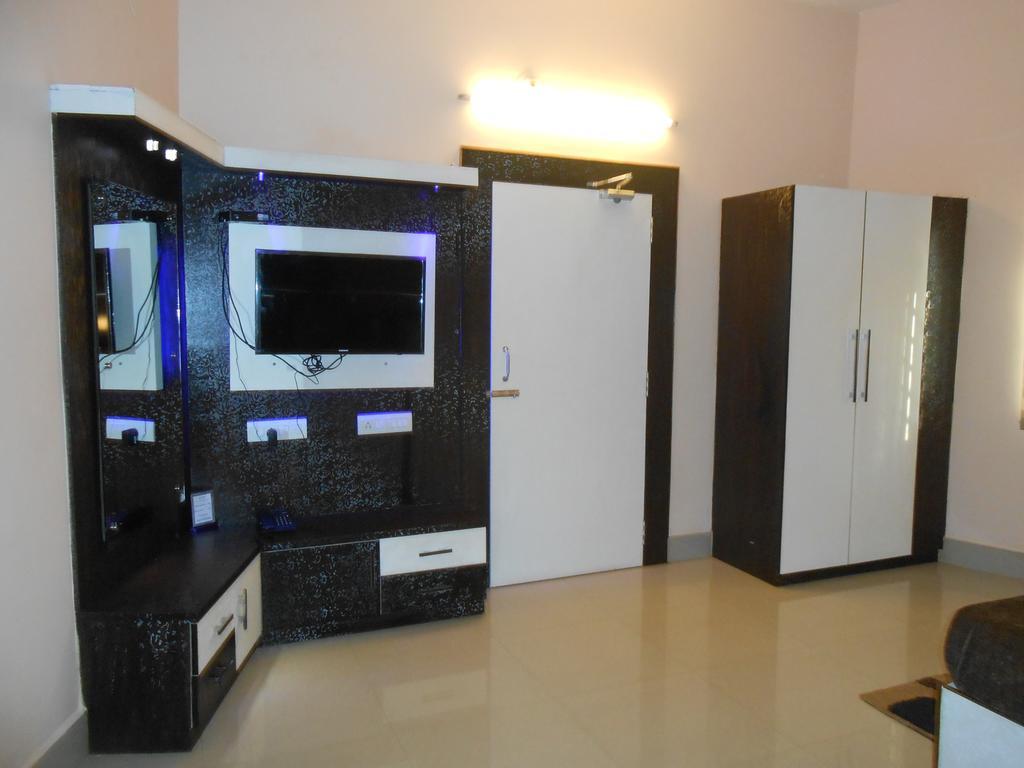 The Pearl Hotel Пури Екстериор снимка