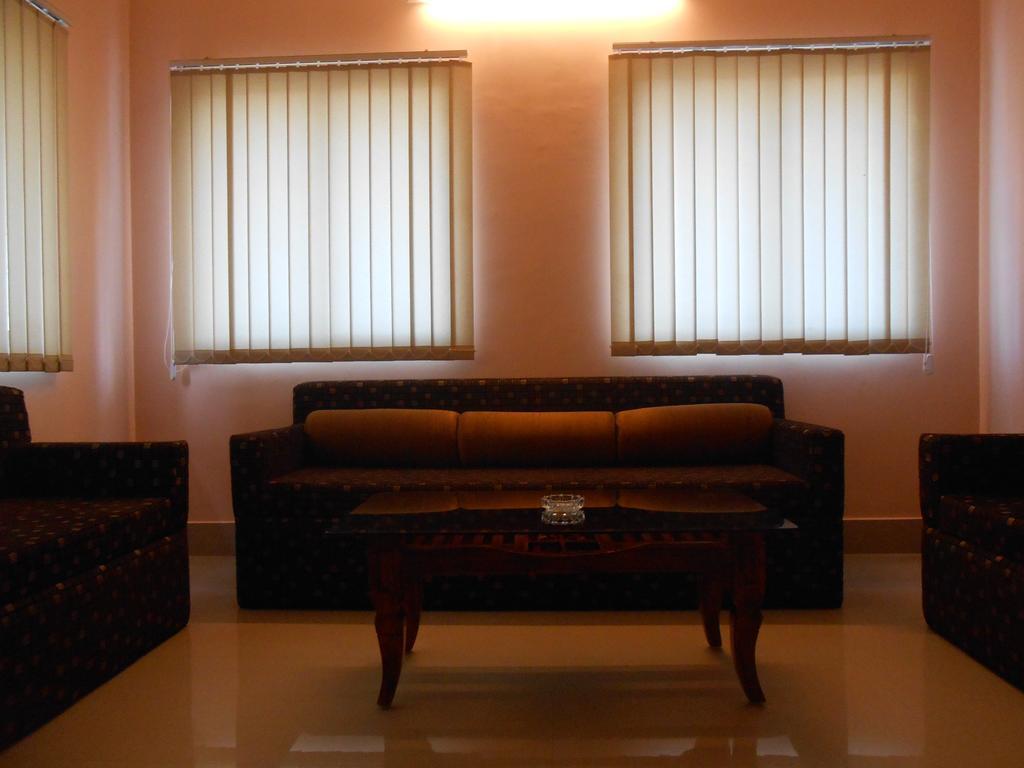 The Pearl Hotel Пури Екстериор снимка