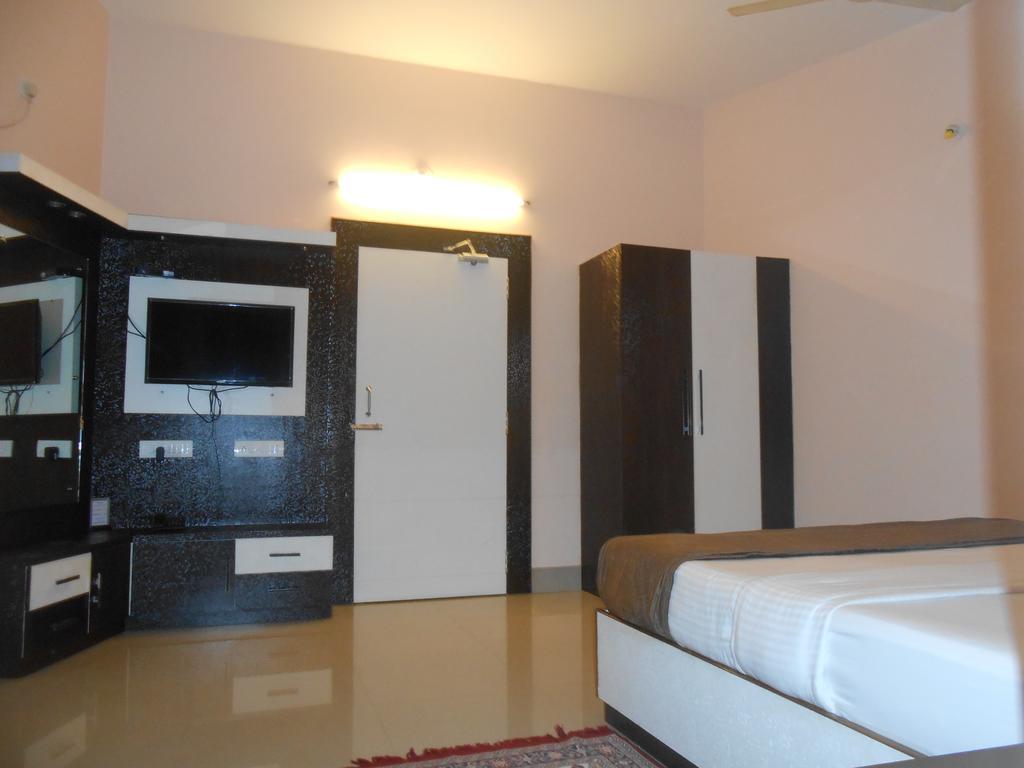 The Pearl Hotel Пури Екстериор снимка